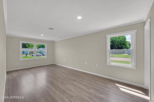 170 Everest Drive S, Brick, NJ 08724