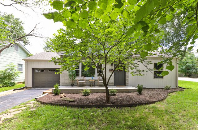 1520 S Pickwick Avenue, Springfield, MO 65804