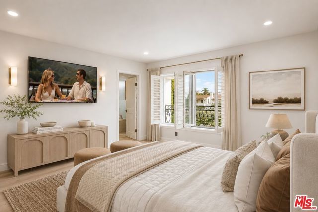 607 N Hillcrest Road, Beverly Hills, CA 90210