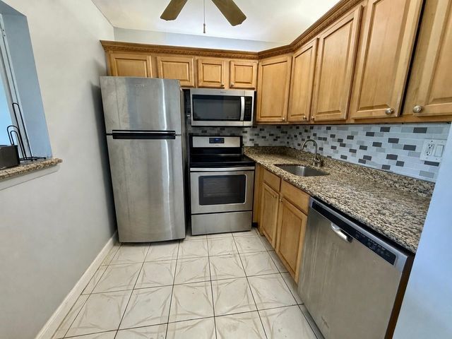 261 Suffolk, Boca Raton, FL 33434