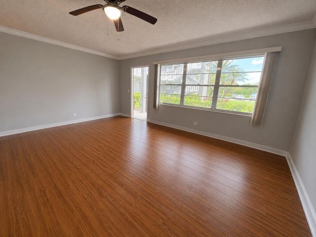 261 Suffolk, Boca Raton, FL 33434