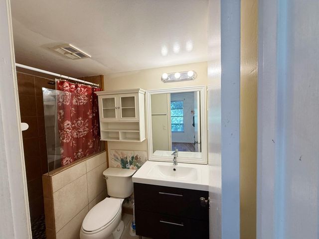 3776 Inverrary Boulevard 204r, Lauderhill, FL 33319