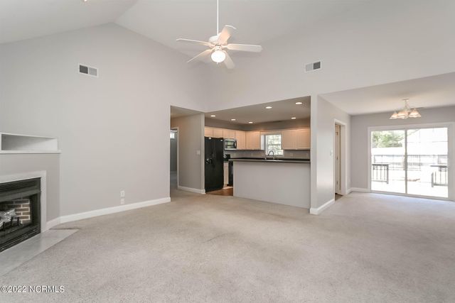 102 S Park Lane, Newport, NC 28570