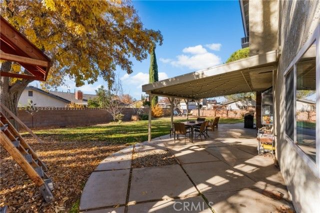 1635 Staffordshire, Lancaster, CA 93534