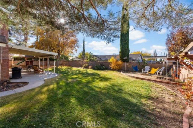 1635 Staffordshire, Lancaster, CA 93534