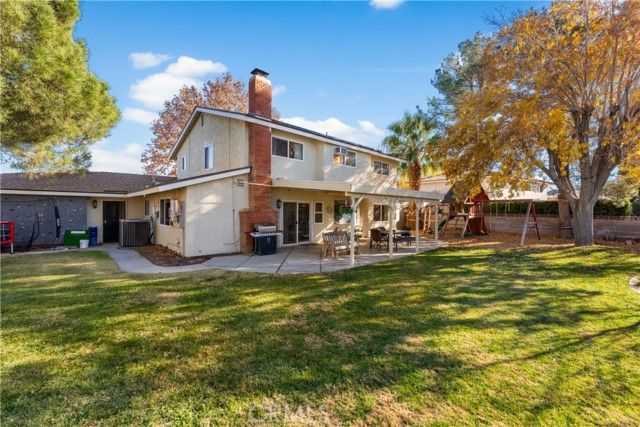 1635 Staffordshire, Lancaster, CA 93534