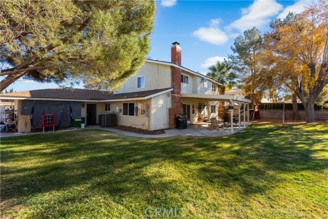 1635 Staffordshire, Lancaster, CA 93534