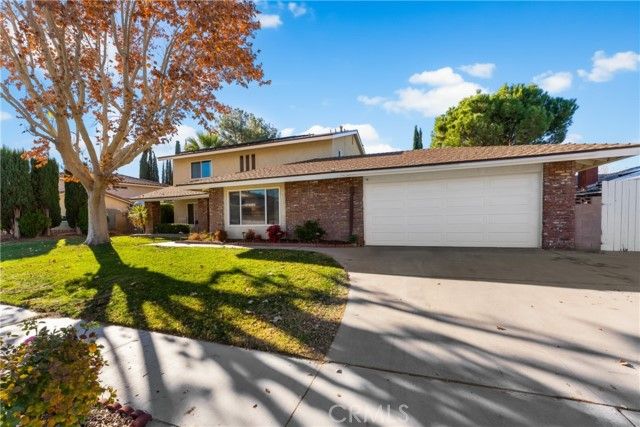 1635 Staffordshire, Lancaster, CA 93534