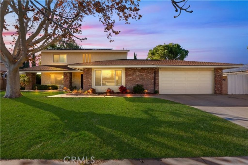 1635 Staffordshire, Lancaster, CA 93534