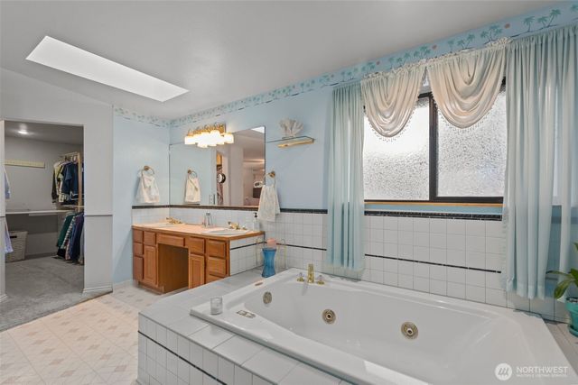 14834 Fremont Avenue N, Shoreline, WA 98133