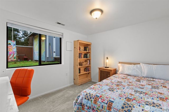 14834 Fremont Avenue N, Shoreline, WA 98133