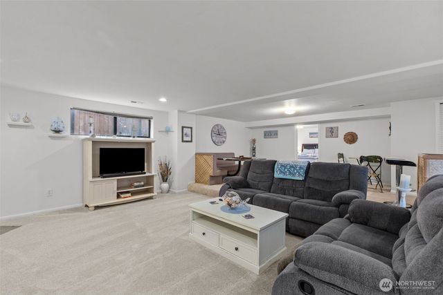 14834 Fremont Avenue N, Shoreline, WA 98133