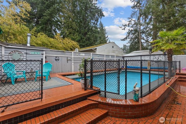 14834 Fremont Avenue N, Shoreline, WA 98133