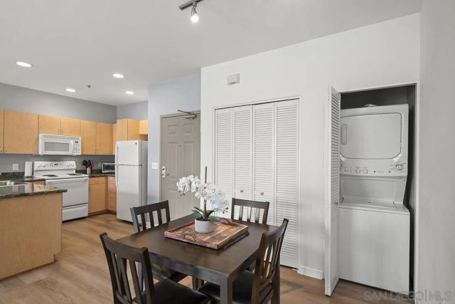 1501 Front St. 414, San Diego, CA 92101