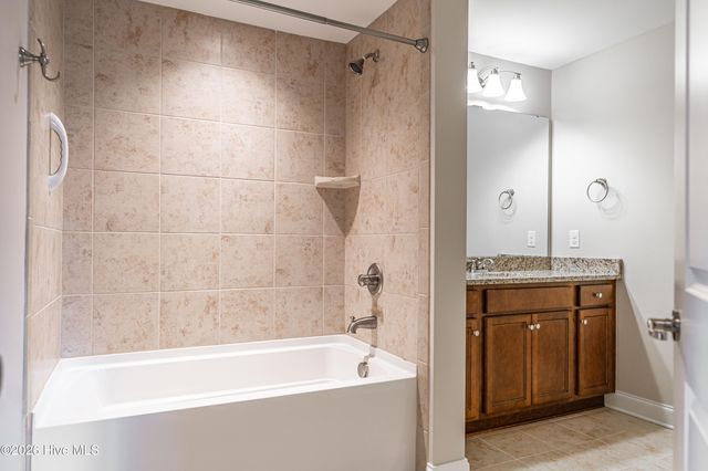 117 W Chelsea Court, Southern Pines, NC 28387