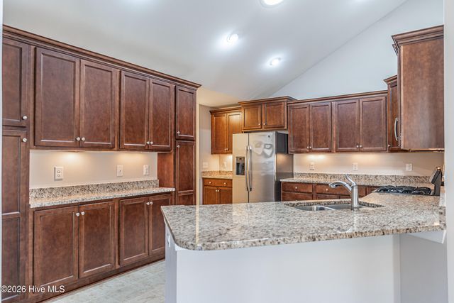 117 W Chelsea Court, Southern Pines, NC 28387