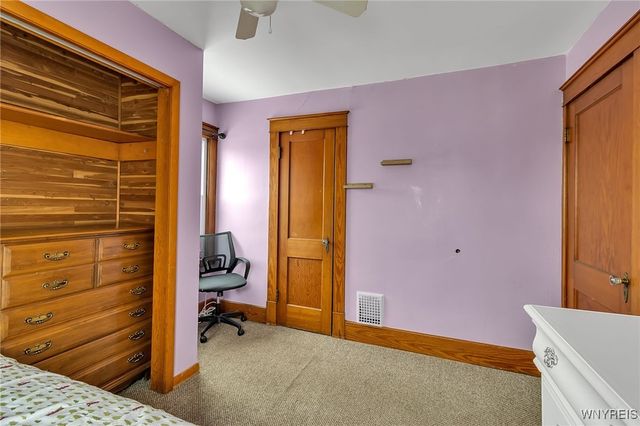 2261 Grand Ave Avenue, Niagara Falls, NY 14301