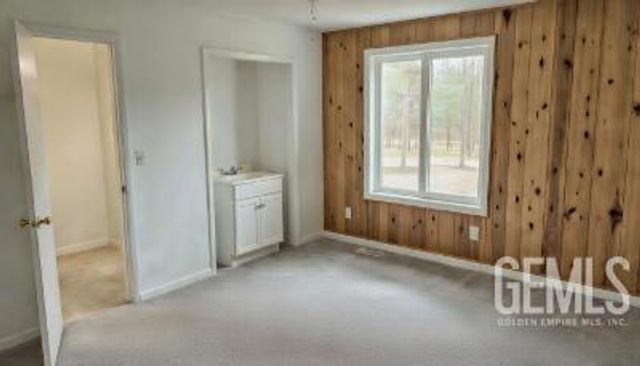 4401 Hughes ln 200, Bakersfield, CA 93304