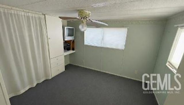 4401 Hughes ln 200, Bakersfield, CA 93304