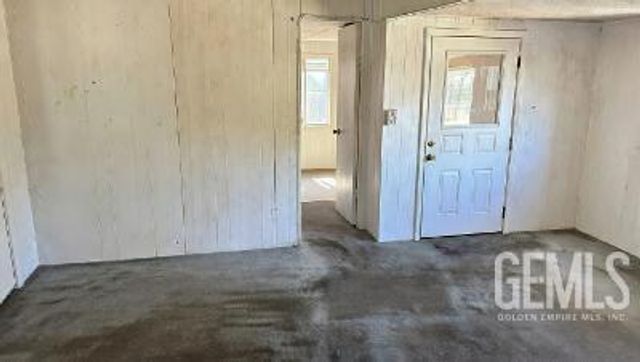 4401 Hughes ln 200, Bakersfield, CA 93304