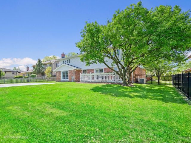 6457 Rodgers Drive, Willowbrook, IL 60527