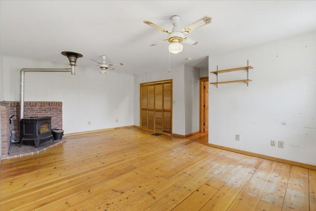2154 US Route 7, Pownal, VT 05261