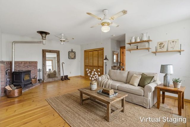 2154 US Route 7, Pownal, VT 05261