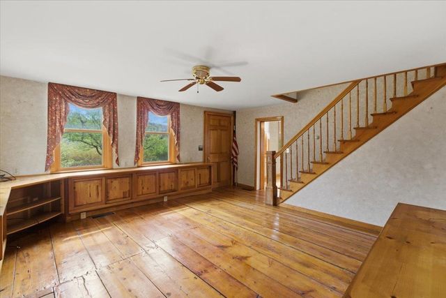 2154 US Route 7, Pownal, VT 05261
