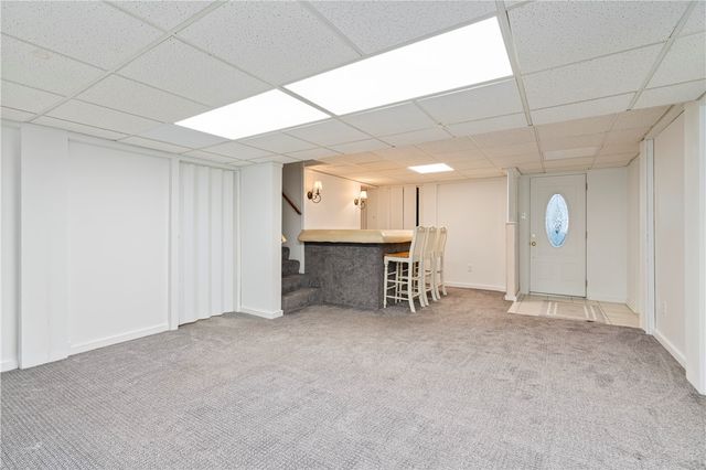 431 Torwood Ln, Pleasant Hills, PA 15236