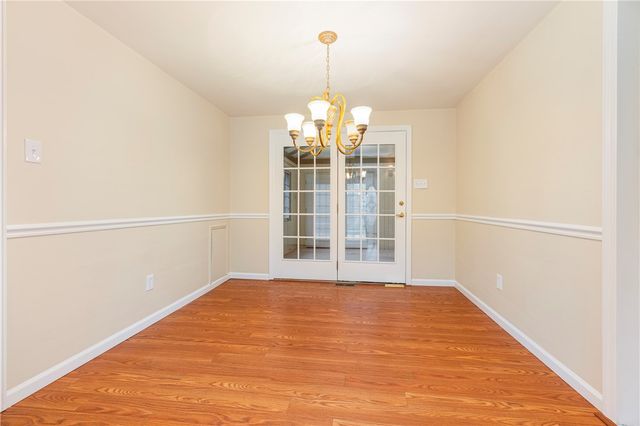 431 Torwood Ln, Pleasant Hills, PA 15236