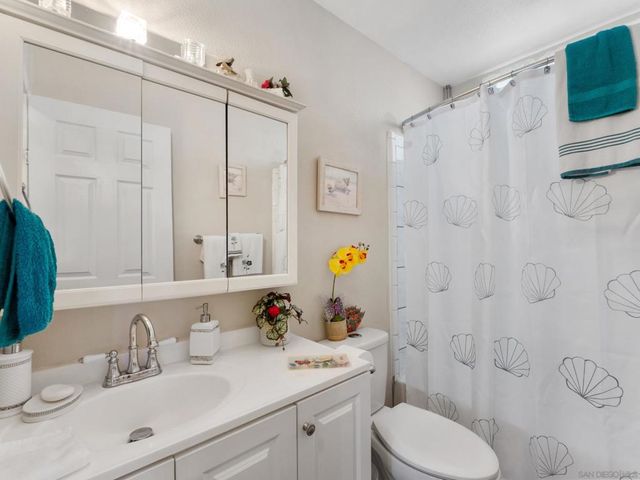 1506 Oak Drive 34, Vista, CA 92084