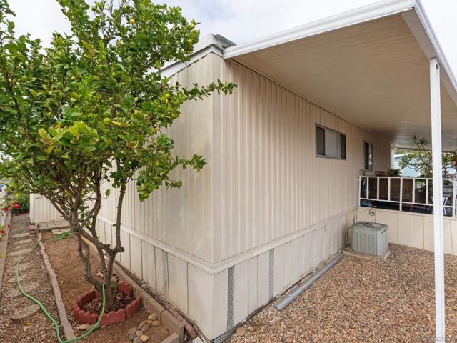 1506 Oak Drive 34, Vista, CA 92084