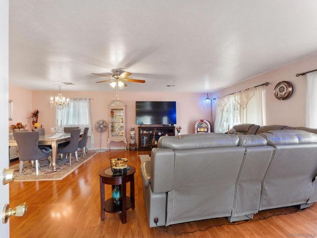 1506 Oak Drive 34, Vista, CA 92084