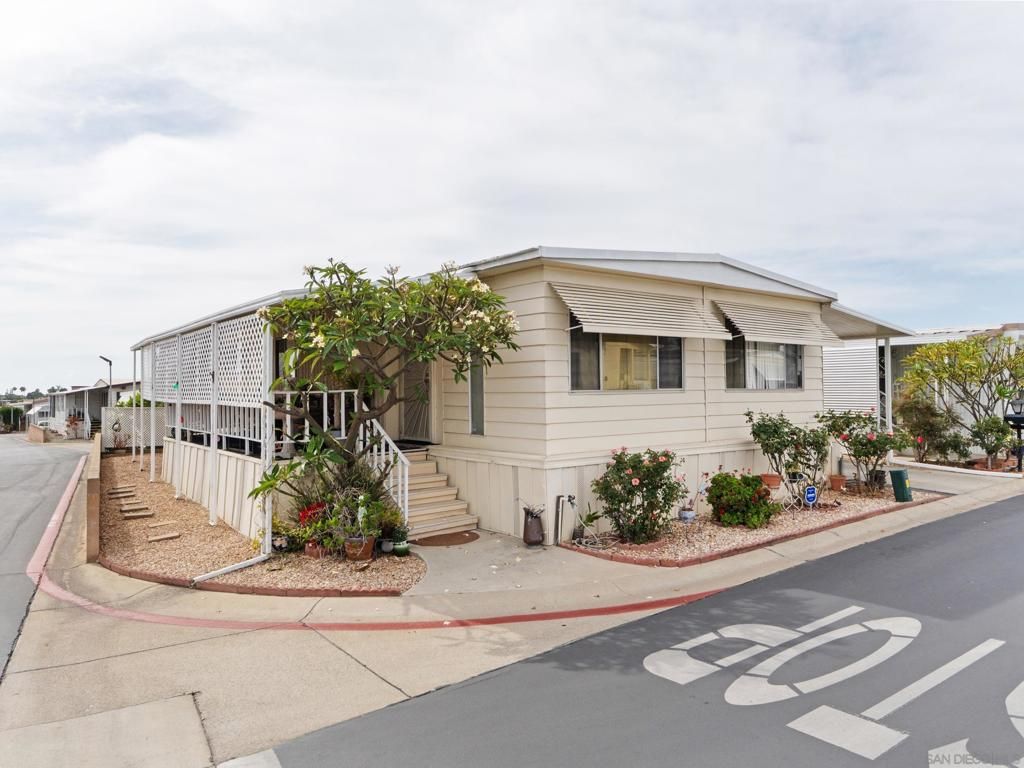 1506 Oak Drive 34, Vista, CA 92084