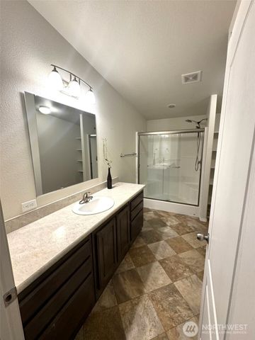 7104 141st Avenue, Sumner, WA 98390