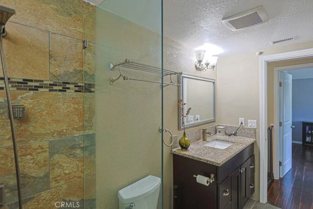 1932 Kellogg, Corona, CA 92879