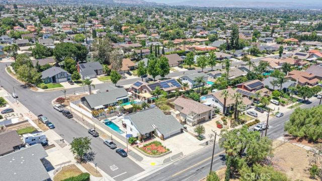 1932 Kellogg, Corona, CA 92879