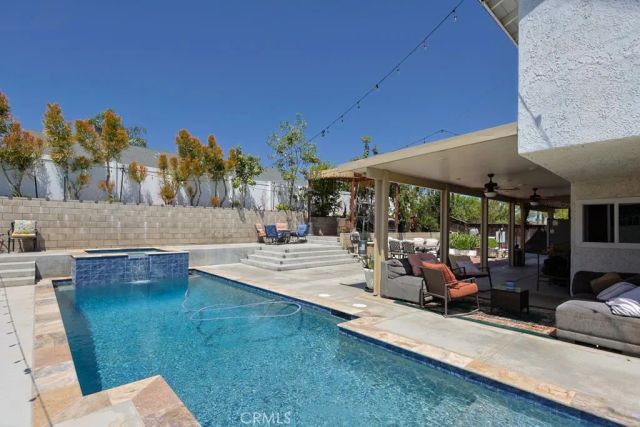 1932 Kellogg, Corona, CA 92879