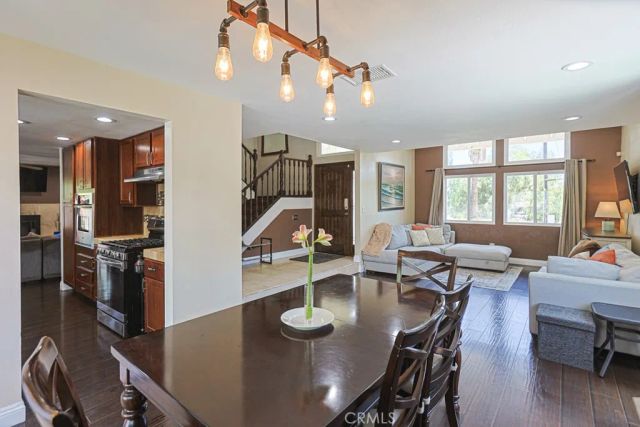 1932 Kellogg, Corona, CA 92879
