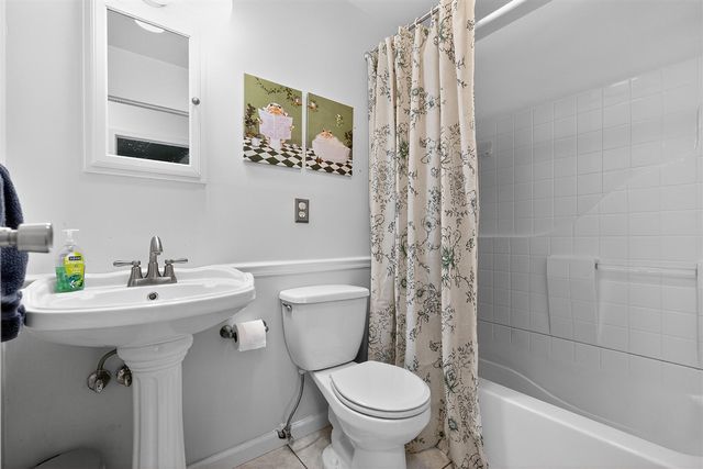 61214 Mary Lou Lane, Cassopolis, MI 49031