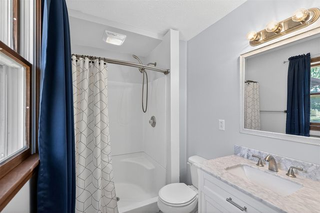 61214 Mary Lou Lane, Cassopolis, MI 49031