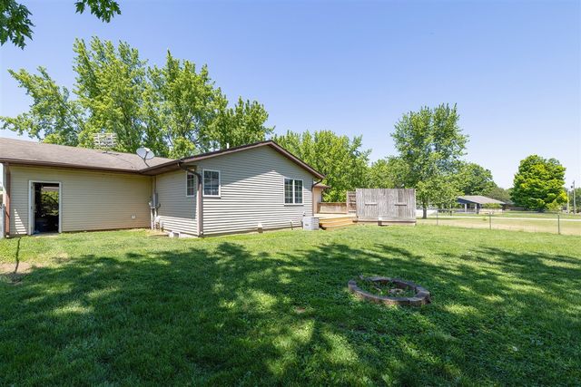 61214 Mary Lou Lane, Cassopolis, MI 49031