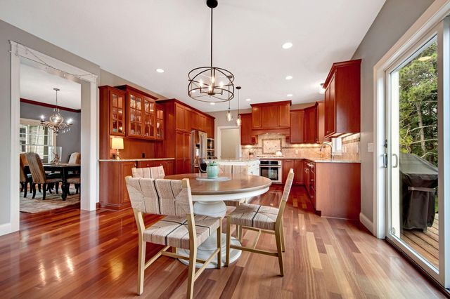 11635 Aileron Court, Inver Grove Heights, MN 55077