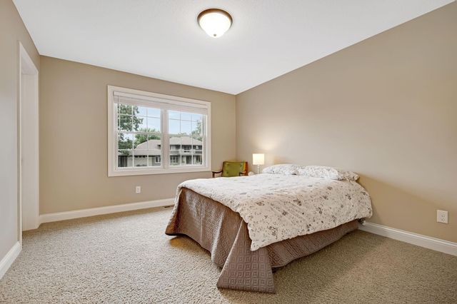 11635 Aileron Court, Inver Grove Heights, MN 55077