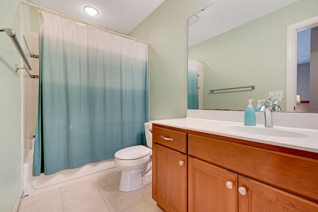 11635 Aileron Court, Inver Grove Heights, MN 55077