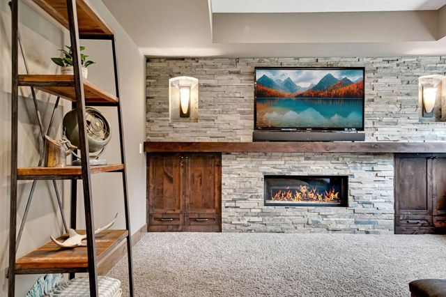 11635 Aileron Court, Inver Grove Heights, MN 55077