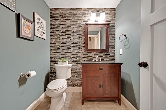 11635 Aileron Court, Inver Grove Heights, MN 55077