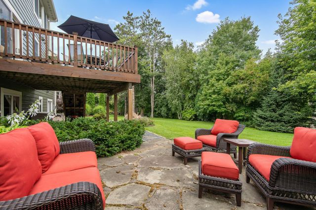 11635 Aileron Court, Inver Grove Heights, MN 55077