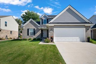 8332 Berwick Drive, Westland, MI 48185