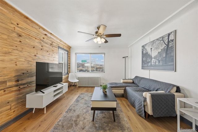 3525 S Bannock Street, Englewood, CO 80110